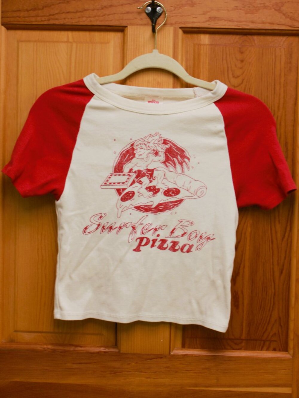 PacSun Graphic T-Shirt Cropped Surfer Boy Pizza Stranger Things